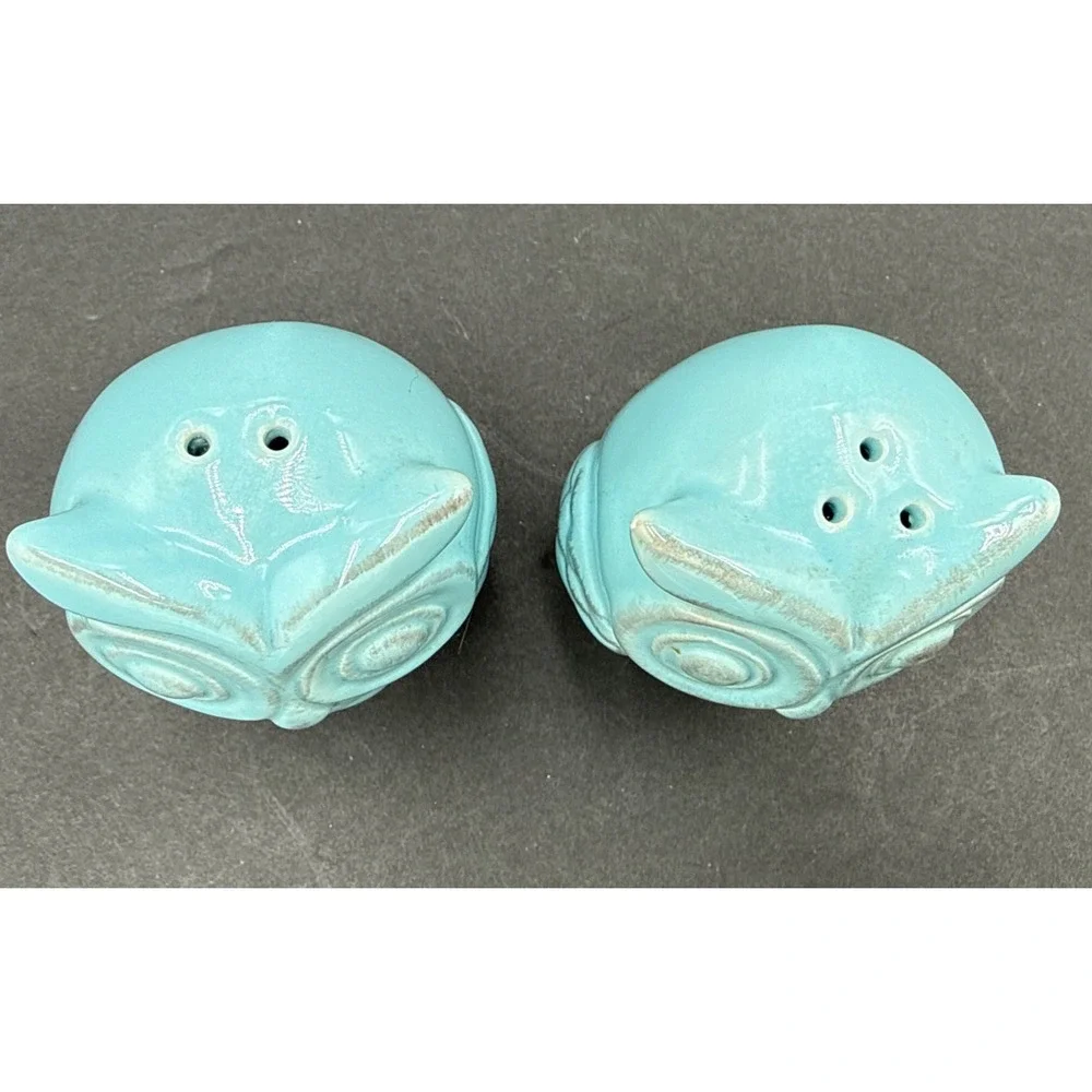 Vtg? Blue Teal Owl Salt & Pepper Shakers‎